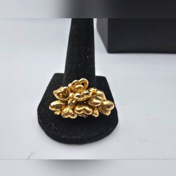 Jewelry - 14k Gold 3D Vintage Charm Heart Ring